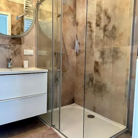 Apartament Na Długiej *